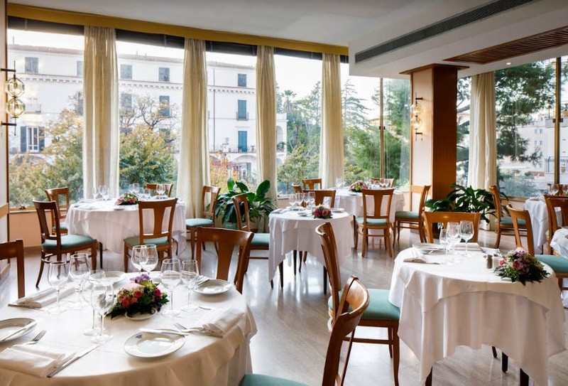 Matrimonio a Sorrento: - Hotel Cesare Augusto Sala per ricevimenti