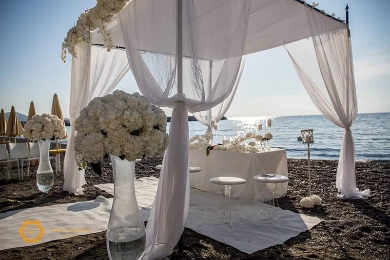 Matrimonio a Sorrento: - Fiori Matrimonio Addobbo floreale per rito civile in spiaggia