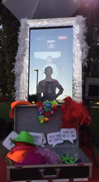 Matrimonio a Sorrento: - Selfie Specchio-Selfie Mirror Assistenza per le stampe illimitate