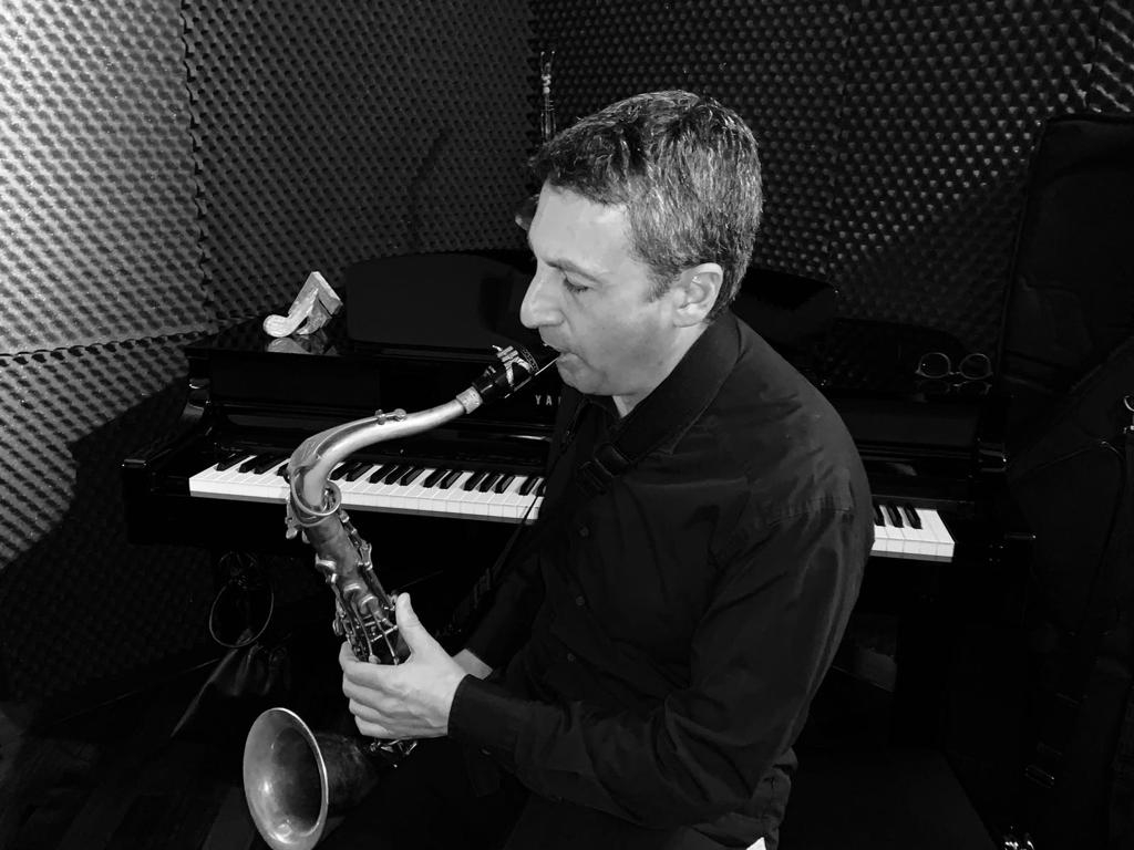 Matrimonio a Sorrento: - Il Sax Di Francesco Gallo Band Jazz con sax di Francesco Gallo